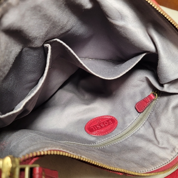 ❤ SOLD 🎆 Fossil Purse 😍 Red - Picture 11 of 14